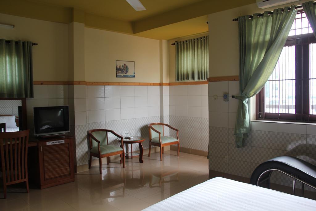 Da Loc Hotel Ho Chi Minh City Exterior photo